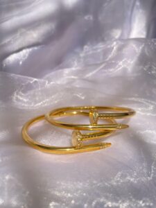 Nail bracelet